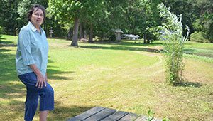 Phyllis Thomas - Dr. Shahrdar